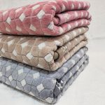 حوله دست و صورت آذرریس تبریز طرح اشوان سایز 80x40 سانتی متر - تصویر 2